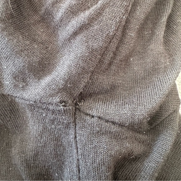 BDG LONG SLEEVES HALF BUTTON DOWN FLORAL TOP -  S - Picture 13 of 13